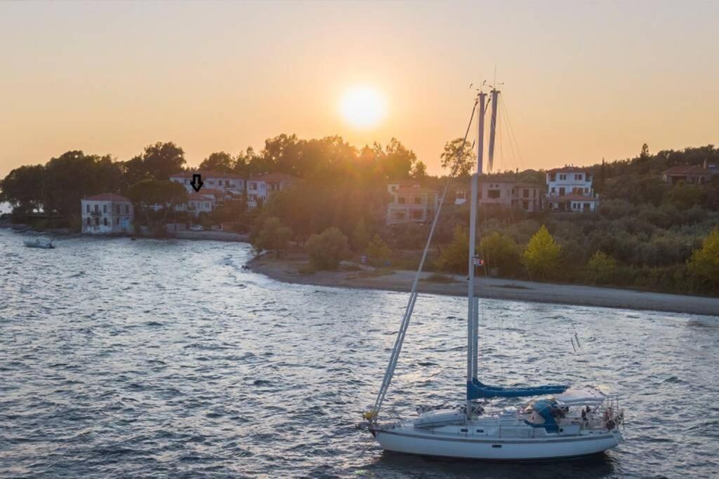 Natali'S Villa By The Sea Като Гатзея Екстериор снимка